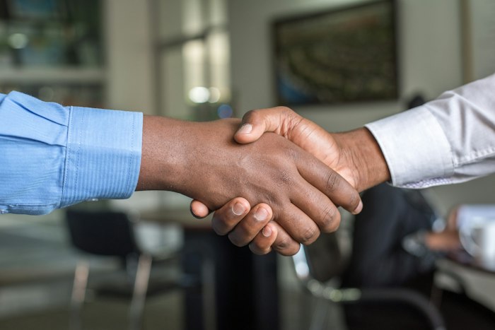 Parceria entre empresas